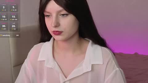 Aisha online show from March 6, 11:27 am