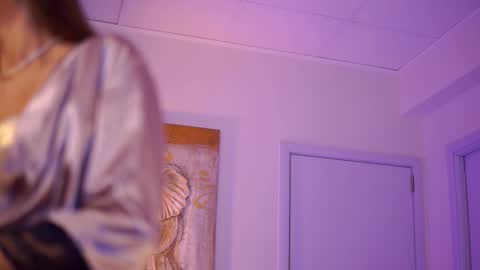 Aisha online show from March 27, 10:27 am