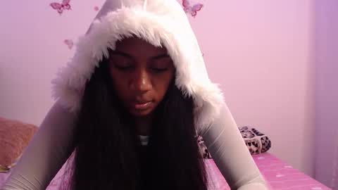 Aisha online show from December 2, 8:22 pm