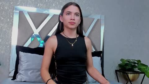 Snapshot of aitana_baker_ chatting on January 27, 12:37 pm little aitana online show from January 27, 12:37 pm