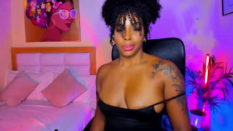 Aitana Brown online show from April 5, 3:55 pm