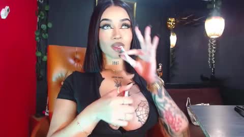 Ahitana Russ online show from February 25, 2:58 pm