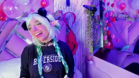 akane hikari  online show from February 13, 5:53 am