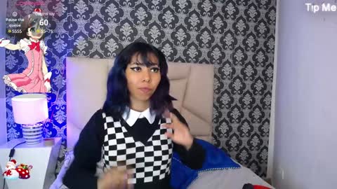 Snapshot of akane_uwu chatting on December 6, 11:54 am A K A N E U W U online show from December 6, 11:54 am