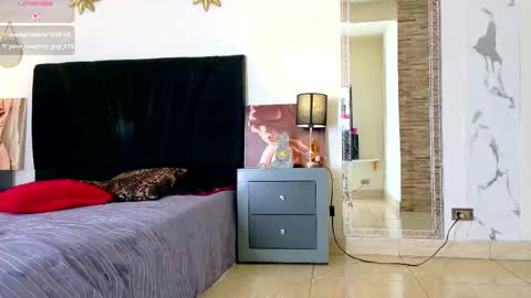 Akemi online show from January 14, 7:19 pm