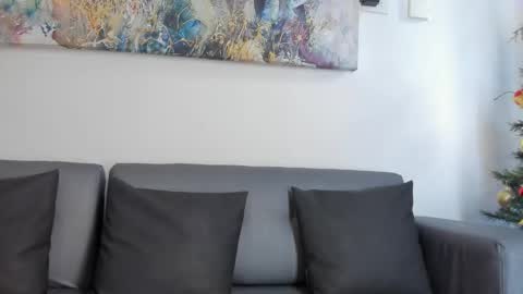 Akenda online show from December 28, 2:10 pm