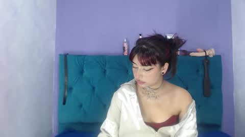 akoradiamondcm101 online show from January 19, 4:08 am