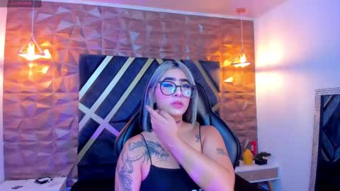 ALAHIA online show from October 7, 11:36 am