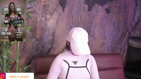 ALAHIA online show from November 15, 7:26 pm