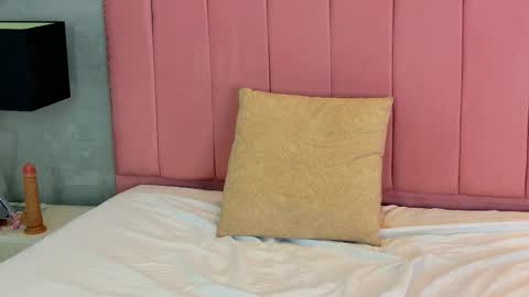 alaia_colins online show from March 21, 2:38 am