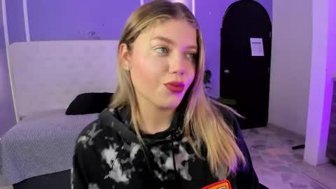 Alaia online show from December 22, 12:30 pm