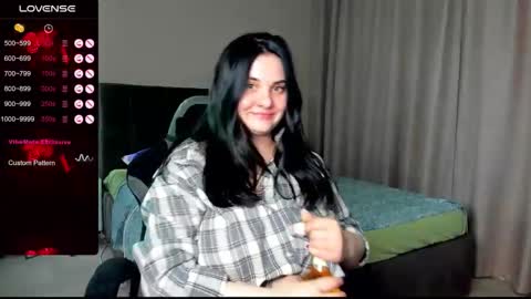 Snapshot of alanabrox chatting on September 24, 9:36 pm Julia online show from September 24, 9:36 pm