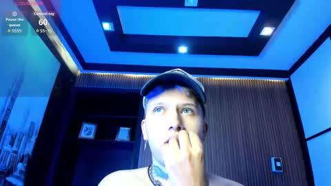 alanred_ online show from October 7, 11:20 pm