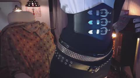 Snapshot of alaskagrace chatting on October 29, 4:50 am Alaska Grace       online show from October 29, 4:50 am