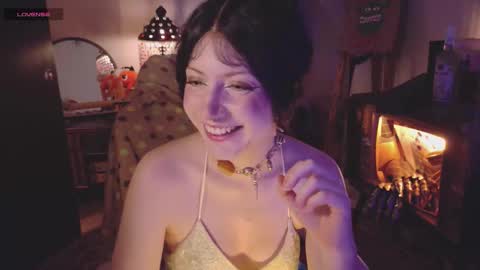 Snapshot of alaskagrace chatting on October 8, 3:22 am Alaska Grace       online show from October 8, 3:22 am