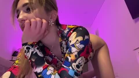 Viktoria online show from April 18, 7:58 pm