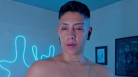 Alejandra online show from October 28, 4:40 am