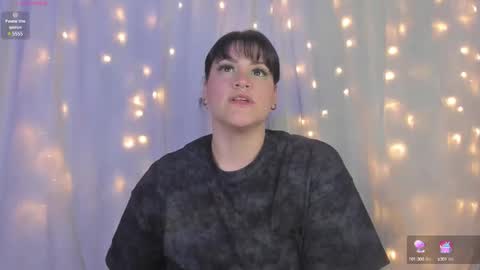 Snapshot of aleja_rossi chatting on January 20, 10:37 pm Aleja online show from January 20, 10:37 pm