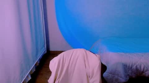 Alejandra  online show from April 20, 12:02 am