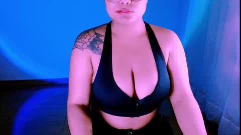 Alejandra  online show from October 2, 3:00 am