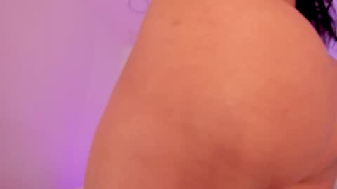 Alejandra online show from April 10, 12:00 pm