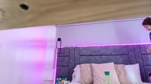 aleka_williams_ online show from November 16, 12:01 am