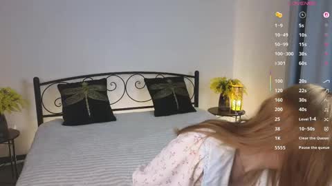 alessamay online show from April 10, 8:26 pm