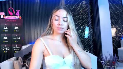 Alessia  Everyday From 0530 to 1430 Col Time online show from November 15, 1:12 pm