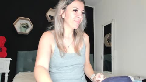 alesys69 online show from February 1, 4:24 am