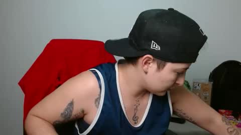Snapshot of alex_parker07 chatting on October 22, 11:21 pm Alex Parker online show from October 22, 11:21 pm
