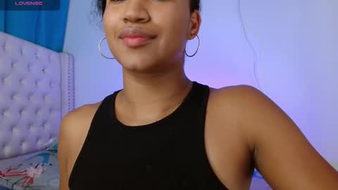   online show from November 17, 7:25 pm