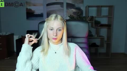 Alexa Woods online show from October 14, 3:42 am