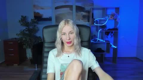 Alexa Woods online show from September 26, 6:49 pm