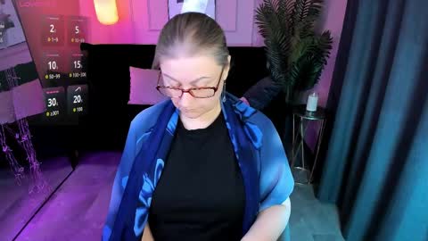 Alexandra online show from April 8, 11:18 pm