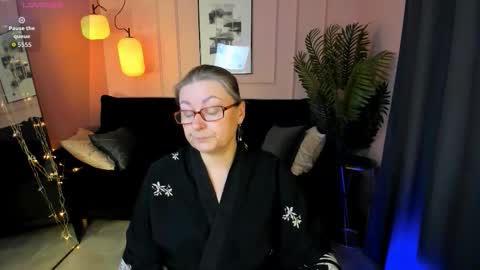 Alexandra online show from March 14, 5:25 pm