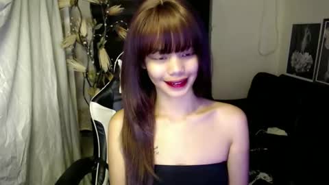 alexandra_lov3 online show from April 9, 9:53 pm