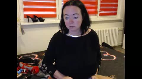 alexie33 online show from October 26, 9:27 am