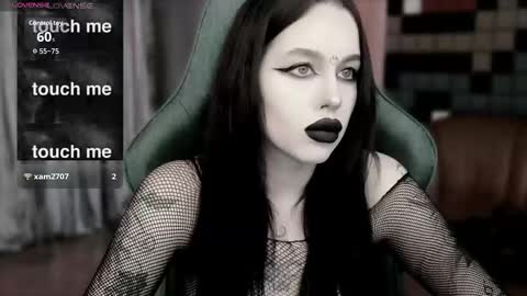 Snapshot of alexx_succubus chatting on September 21, 6:17 pm Alexx Succubus online show from September 21, 6:17 pm