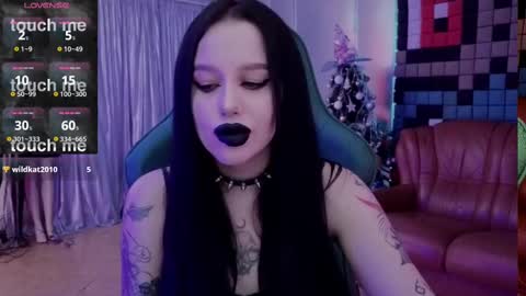Snapshot of alexx_succubus chatting on December 20, 4:31 am Alexx Succubus online show from December 20, 4:31 am