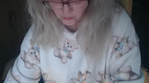 Jhoa online show from February 24, 7:45 pm