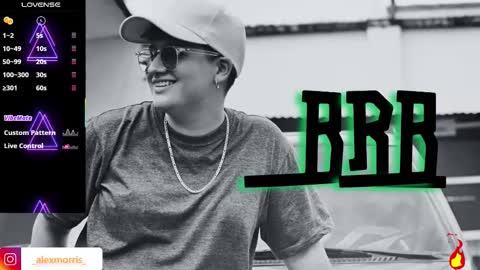 M O R R I S online show from December 19, 7:22 am