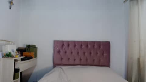 Alia  online show from September 19, 12:59 pm