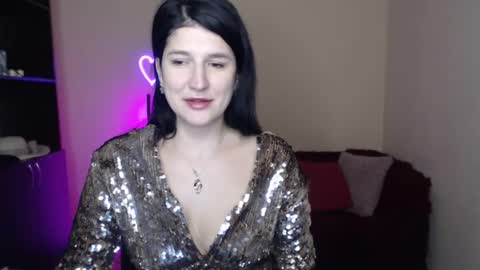 Alianna online show from February 19, 6:33 am