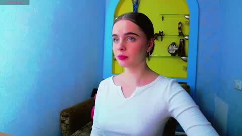 alice online show from April 24, 5:16 pm