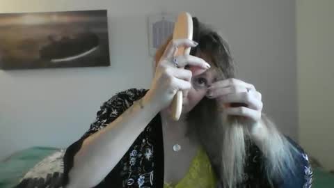 Alice online show from December 17, 8:12 am