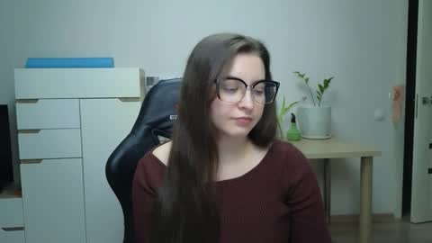 Alice online show from March 13, 6:20 pm