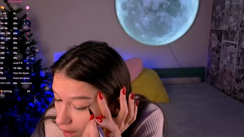 Snapshot of alice__grace_ chatting on December 28, 10:34 pm your Alice online show from December 28, 10:34 pm