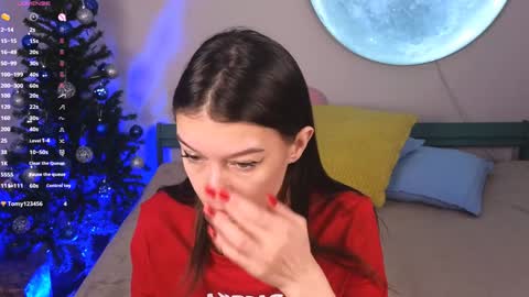 Snapshot of alice__grace_ chatting on December 24, 10:17 pm your Alice online show from December 24, 10:17 pm