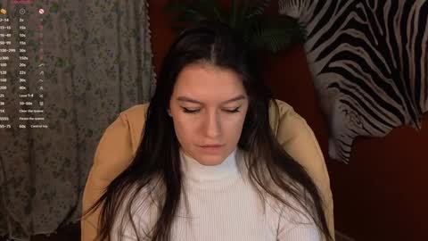 Snapshot of alice__grace_ chatting on January 29, 10:01 pm your Alice online show from January 29, 10:01 pm