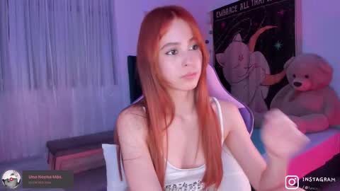 Snapshot of alice_guerin chatting on September 28, 2:07 am Alice online show from September 28, 2:07 am